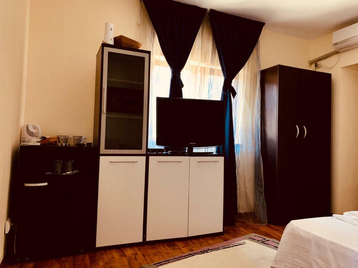Casa Carter Hotel Sfântu Gheorghe Buitenkant foto